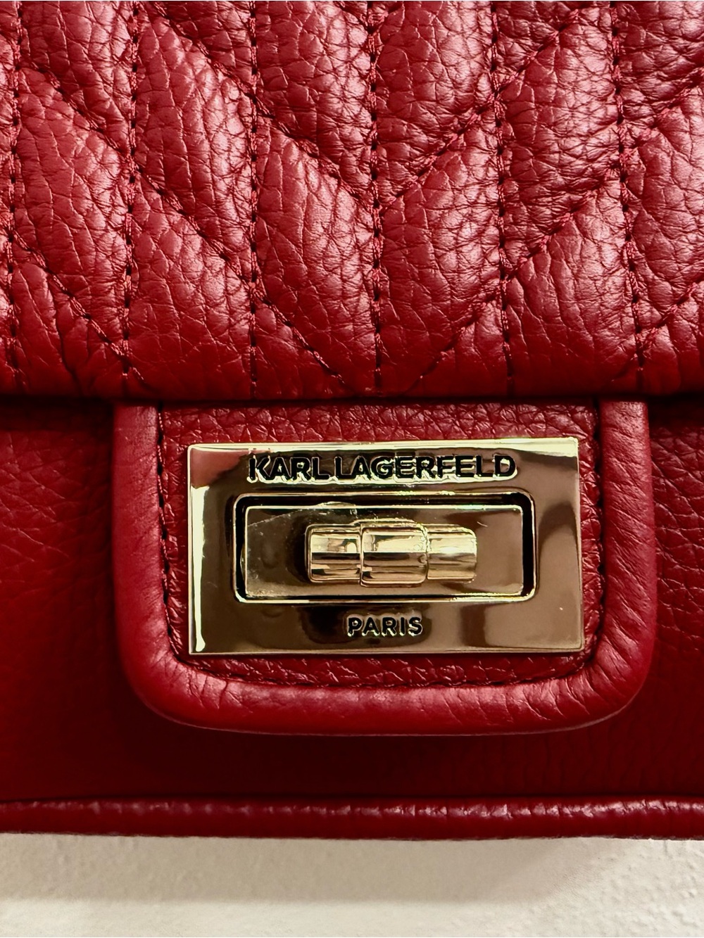 KARL LAGERFELD Quilted Red Leather Chain Shoulder Bag - Picture 7 of 10